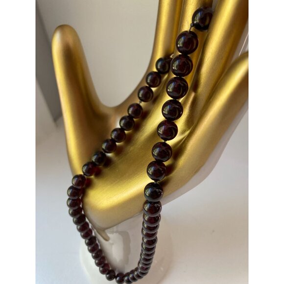 Vintage Purplish/Red Garnet/Amethyst? -  8mm 16" Choker Individually Knotted. - Picture 4 of 11